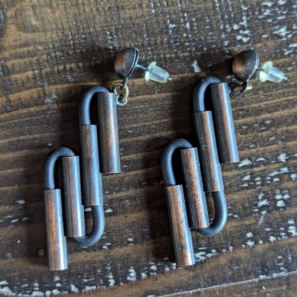 Vintage Metal Dangle Drop Earrings Industrial Avant Garde Grunge - Picture 1 of 6